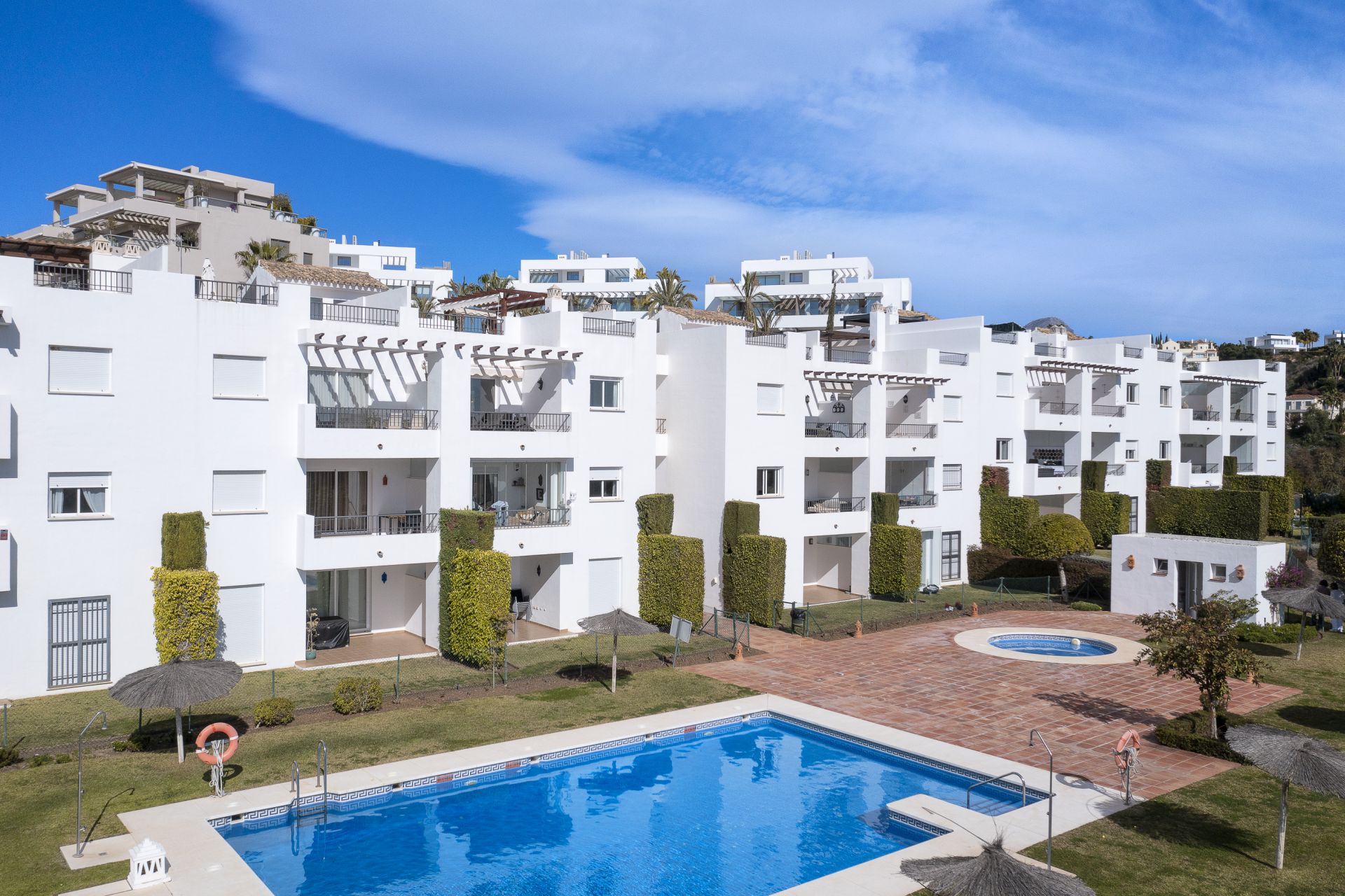 Las Encinas, Los Arqueros Golf